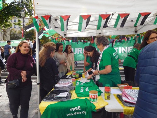 La Palestine occupée acclamée à Paris!
