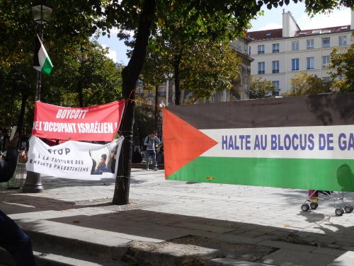 La Palestine occupée acclamée à Paris!