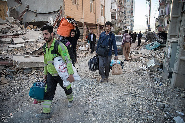 En images, le séisme catastrophique qui a frappé l’Iran.