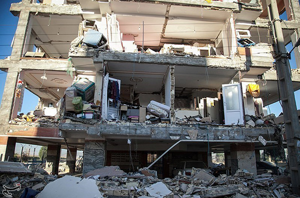 En images, le séisme catastrophique qui a frappé l’Iran.