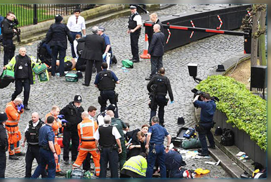 Attaque de Londres: 4 morts et 40 blessés, la piste du terrorisme privilégiée