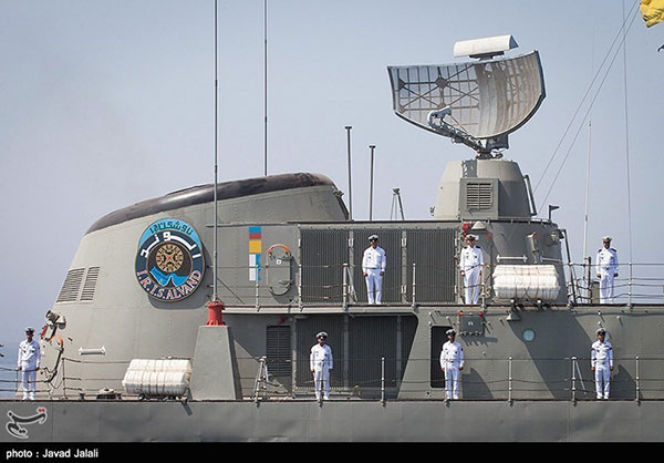 Iran: parade maritime 