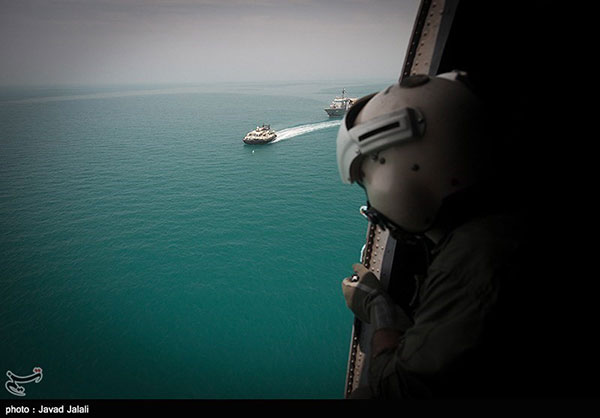 Iran: parade maritime