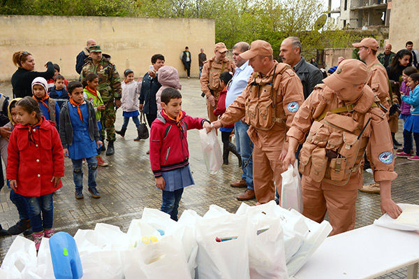 Syrie: 7,9 t d'aide humanitaire russe pour les habitants d'Alep et de Lattaquié.