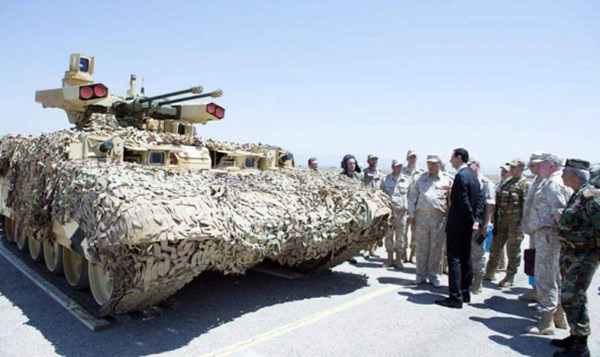 Syrie: visite du président Assad à la base de Hmeimim.