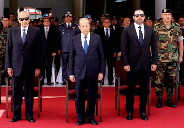 Liban: le dernier adieu aux militaires victimes des terroristes.