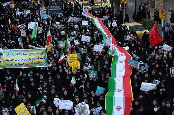 Iran: En images, des marches millionnaires condamnant les actes de sabotages et l’ingérence étrangère
