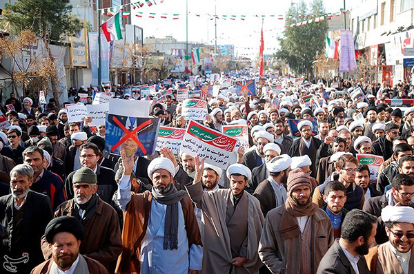 Iran: En images, des marches millionnaires condamnant les actes de sabotages et l’ingérence étrangère