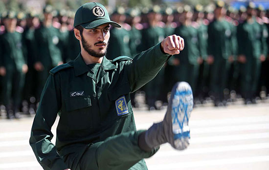 Cérémonie de remise des diplômes d'officiers de la Garde révolutionnaire iranienne (Photos)