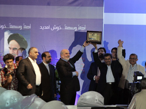 L’accueil populaire de Dr. Ahmadinejad: une allégeance à la lutte contre l’oppression
