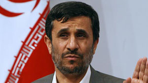 Iran: Ahmadinejad dénonce les tentatives occidentales d’