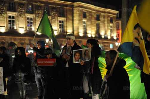 Un millier de Kurdes manifestent à Paris au lendemain du meurtre de trois militantes