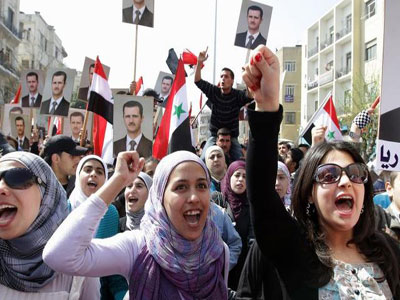 Syrie: Des manifestations pro-Assad après son discours de dimanche