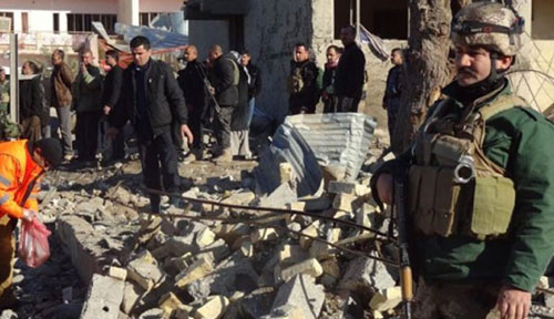 Irak: un kamikaze tue 42 personnes dans une mosquée
