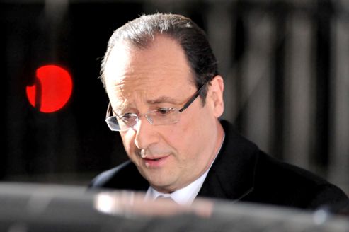 Budget européen: François Hollande a cédé devant Londres et Berlin