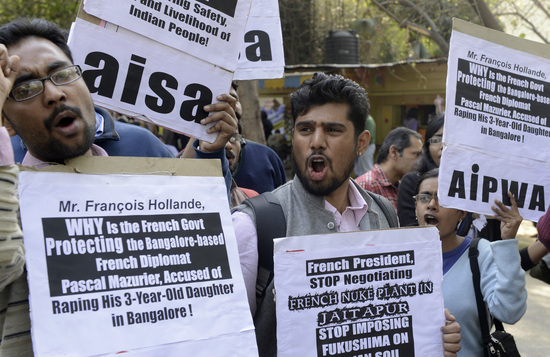 Hollande en Inde: manifestations contre sa visite