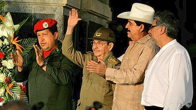 Le monde rend hommage à Chavez, mort en martyr d’une maladie suspecte, selon Téhéran