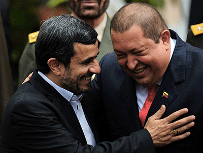 Le monde rend hommage à Chavez, mort en martyr d’une maladie suspecte, selon Téhéran