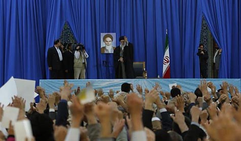 L’ayatollah Ali Khamenei :