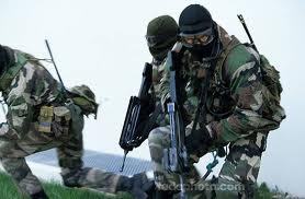 Syrie : les forces spéciales françaises se préparent en Jordanie

