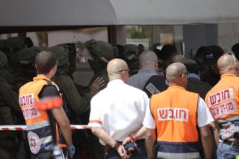 Cinq morts lors d’une prise d’otage dans une banque