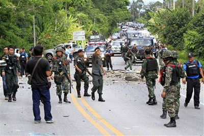 Thaïlande: huit soldats tués par une bombe dans le sud

