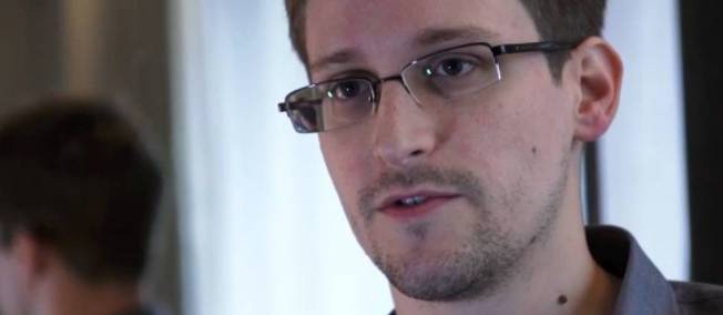Snowden demande officiellement l’asile à la Russie
