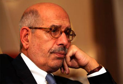 Égypte: confusion autour de la nomination du PM, nouvelle journée de manifestations
