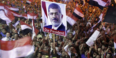 L’Egypte va revoir ses liens avec Damas, les pro-Morsi toujours mobilisés
