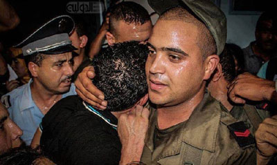 Tunisie: le PM toujours ferme, deuil national après la mort de 8 soldats
