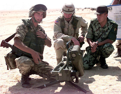 Egypte: Tension entre pouvoir et pro-Morsi… Des manœuvres avec les USA en septembre
