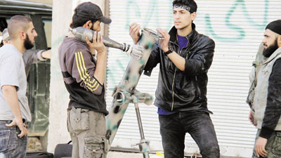 Armes chimiques en Syrie: Téhéran accuse les rebelles, met en garde Washington