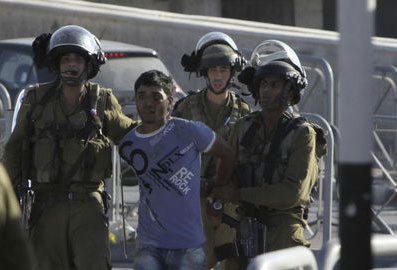 Naplouse: l’armée israélienne enlève 4 jeunes palestiniens
