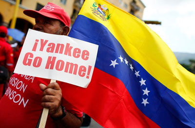Le président du Venezuela Nicolas Maduro avait ordonné lundi l'expulsion de trois diplomates américains.