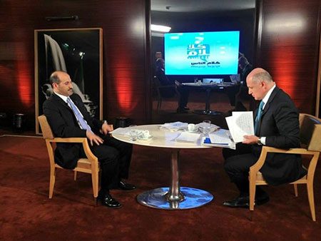 Le chef de la «Coalition de l'opposition», Ahmad Jarba lors de sa participation au programme du journaliste libanais Marcel Ghanem