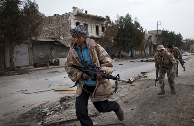 Syrie: Bagdad appelle les USA à cesser les livraisons d’armes aux rebelles