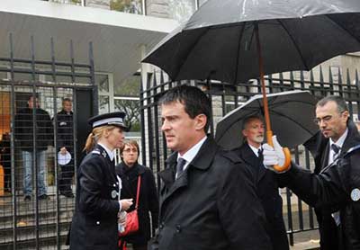 Affaire Leonarda: des lycées bloqués à Paris, la gauche s’enflamme contre Valls