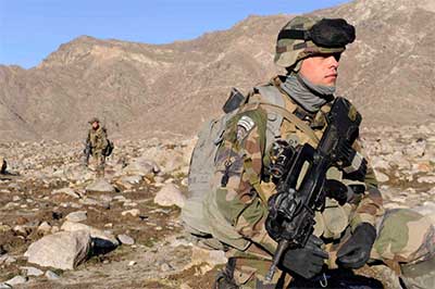 L’armée française entre la réalité amère et les aspirations.