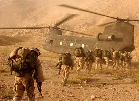 Traité USA-Afghanistan: Karzaï pose ses conditions, Rice le met en garde. Traité USA-Afghanistan: Karzaï pose ses conditions, Rice le met en garde