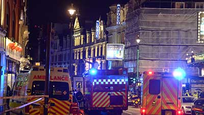 Londres: au moins 76 blessés après l'effondrement du plafond d'un théâtre. Londres: au moins 76 blessés après l’effondrement du plafond d’un théâtre