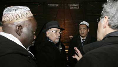 L’ambassadeur du Bahreïn en France a visité le mémorial de la «Shoah» à Drancy. Se rapprocher d’«Israël», meilleur moyen pour éviter la défaite!