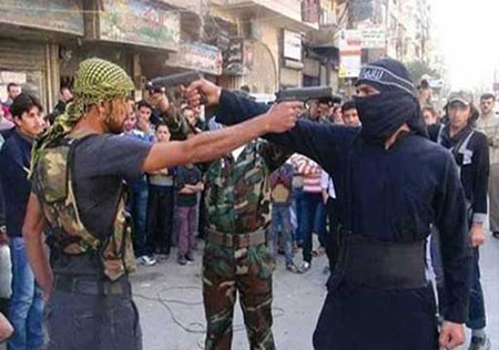 Le bastion des extrémistes de l’EIIL assiégé par les «rebelles» Le bastion des extrémistes de l’EIIL assiégé par les «rebelles»