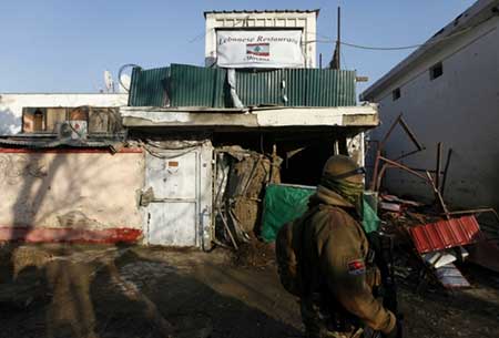 Kaboul: attaque contre un restaurant libanais, 21 morts dont 13 étrangers.