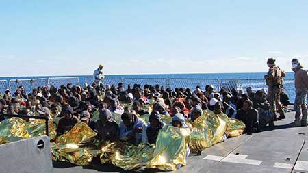 L'immigration sauvage paralyse l'Europe.