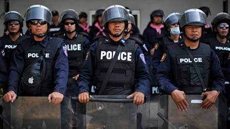 Thaïlande: l'état d'urgence décrété pour 60 jours à Bangkok. Thaïlande: l’état d’urgence décrété pour 60 jours à Bangkok