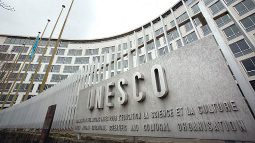 Polémique après le report d’une exposition à Paris sur le peuple juif