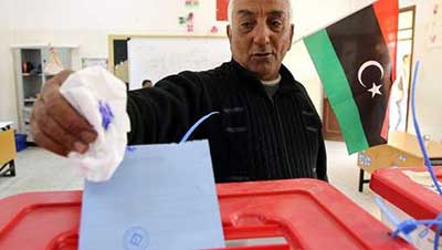 Faible participation des Libyens à des élections émaillées d’incidents
