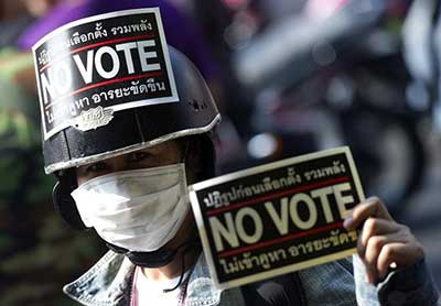 Thaïlande: tension à Bangkok à la veille de législatives controversées. Thaïlande: tension à Bangkok à la veille de législatives controversées