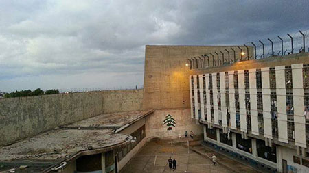 Un tapis rouge attend Omar El-Atrache à la prison de Roumieh