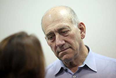 L'ex-premier ministre israélien Ehud Olmert condamné pour corruption. L’ex-premier ministre israélien Ehud Olmert condamné pour corruption